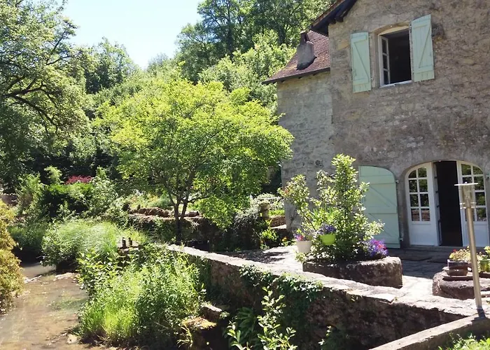 Le Moulin Des Cavaliers Bed & Breakfast La Rouquette